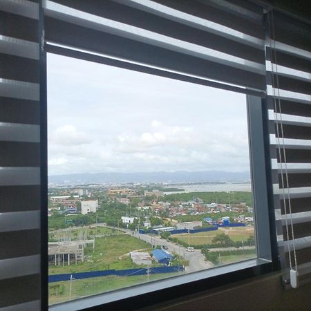 One Manchester Place Condo Lapu-Lapu City Exterior foto